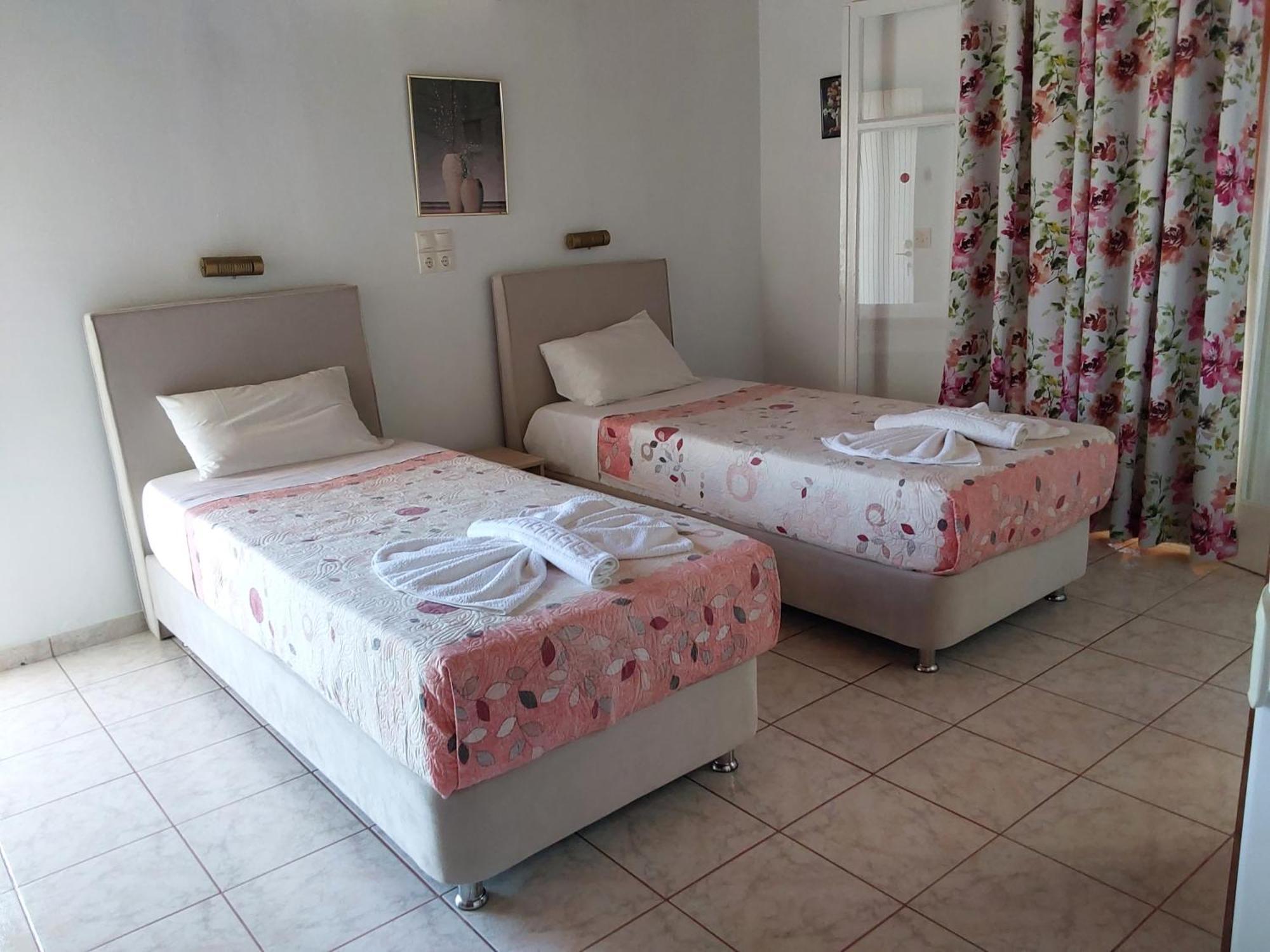 Amadeus Hawaii Apartments & Studios Sidárion Rom bilde